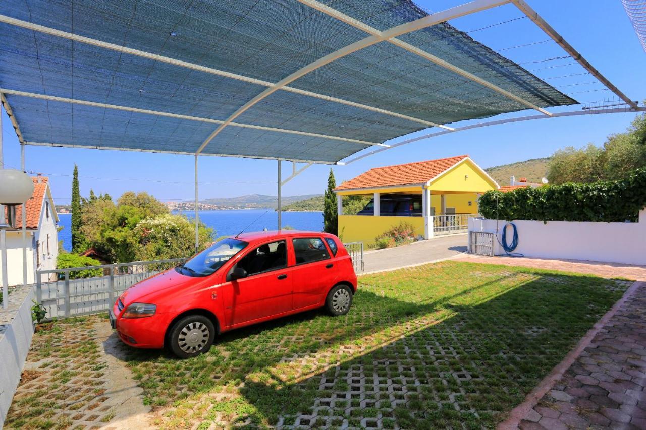 Family Friendly Seaside Apartments Razanj, Rogoznica - 10373 المظهر الخارجي الصورة