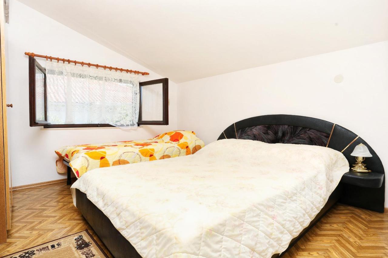 Family Friendly Seaside Apartments Razanj, Rogoznica - 10373 المظهر الخارجي الصورة