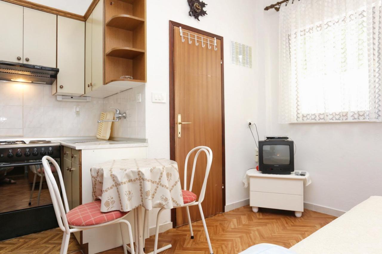 Family Friendly Seaside Apartments Razanj, Rogoznica - 10373 المظهر الخارجي الصورة