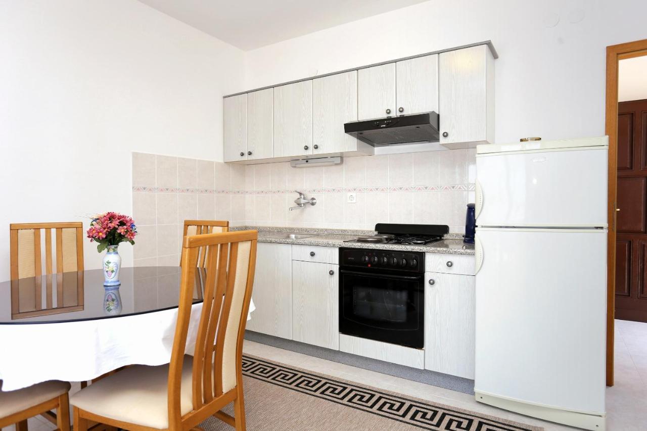 Family Friendly Seaside Apartments Razanj, Rogoznica - 10373 المظهر الخارجي الصورة