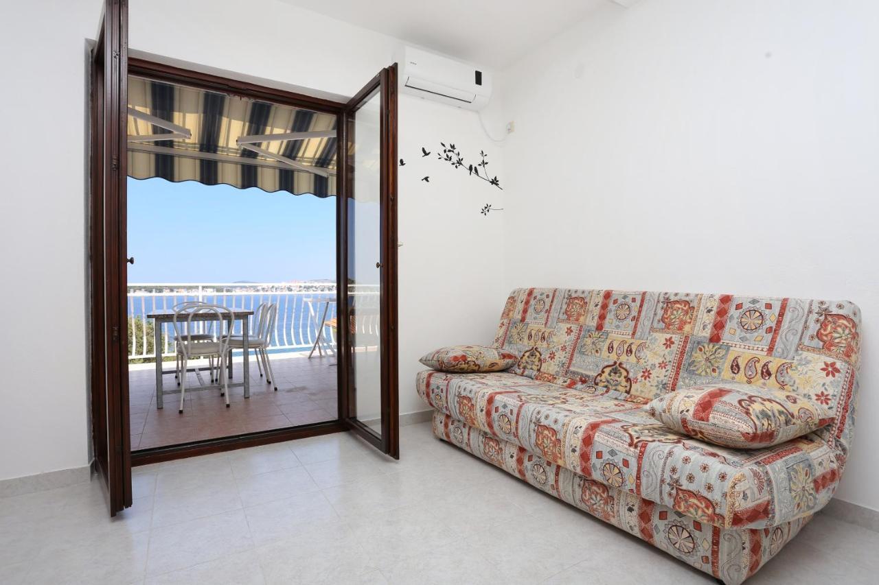 Family Friendly Seaside Apartments Razanj, Rogoznica - 10373 المظهر الخارجي الصورة