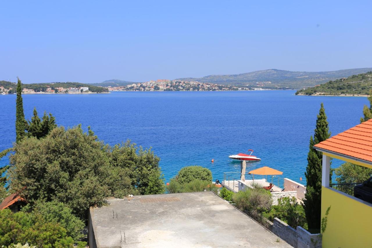 Family Friendly Seaside Apartments Razanj, Rogoznica - 10373 المظهر الخارجي الصورة