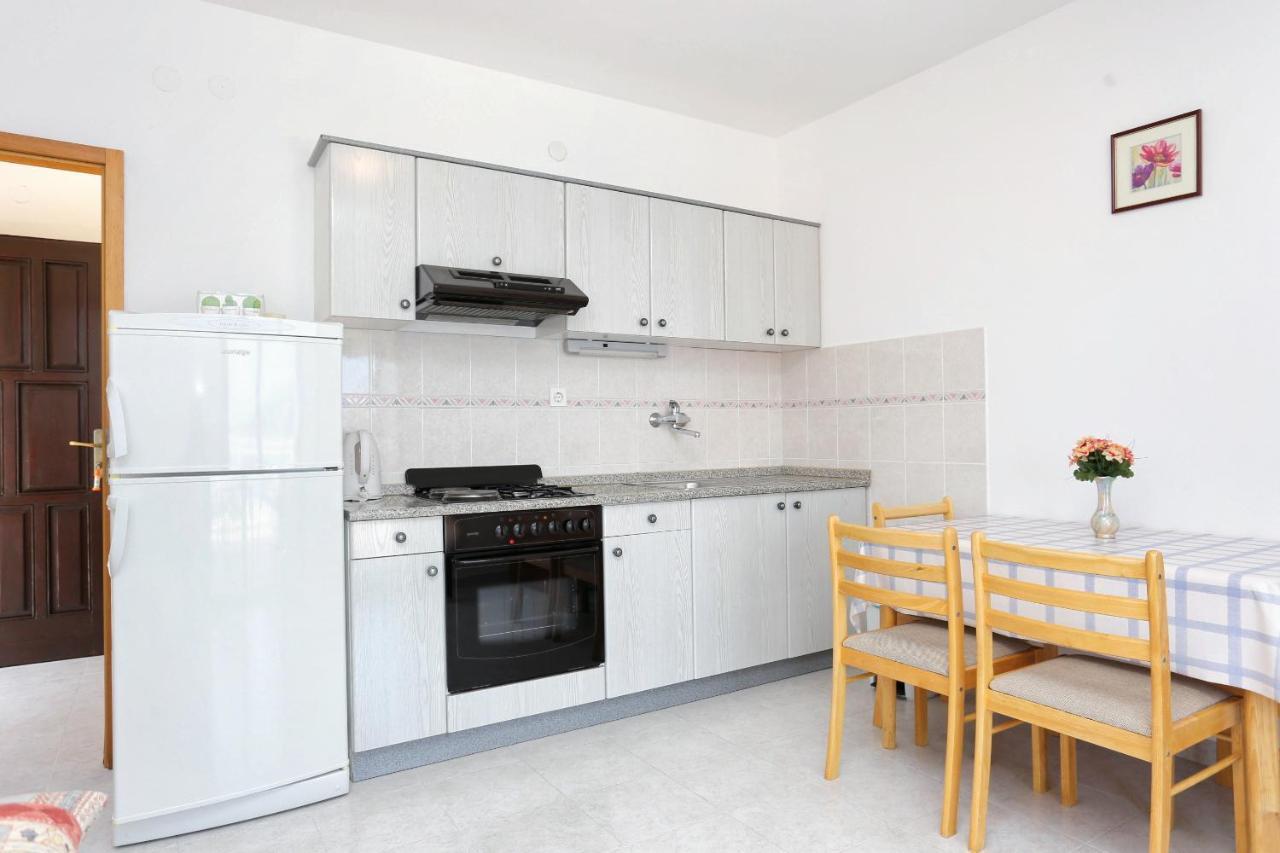 Family Friendly Seaside Apartments Razanj, Rogoznica - 10373 المظهر الخارجي الصورة